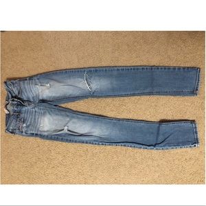 Hollister 3L W26 L33 skinny jeans with holes